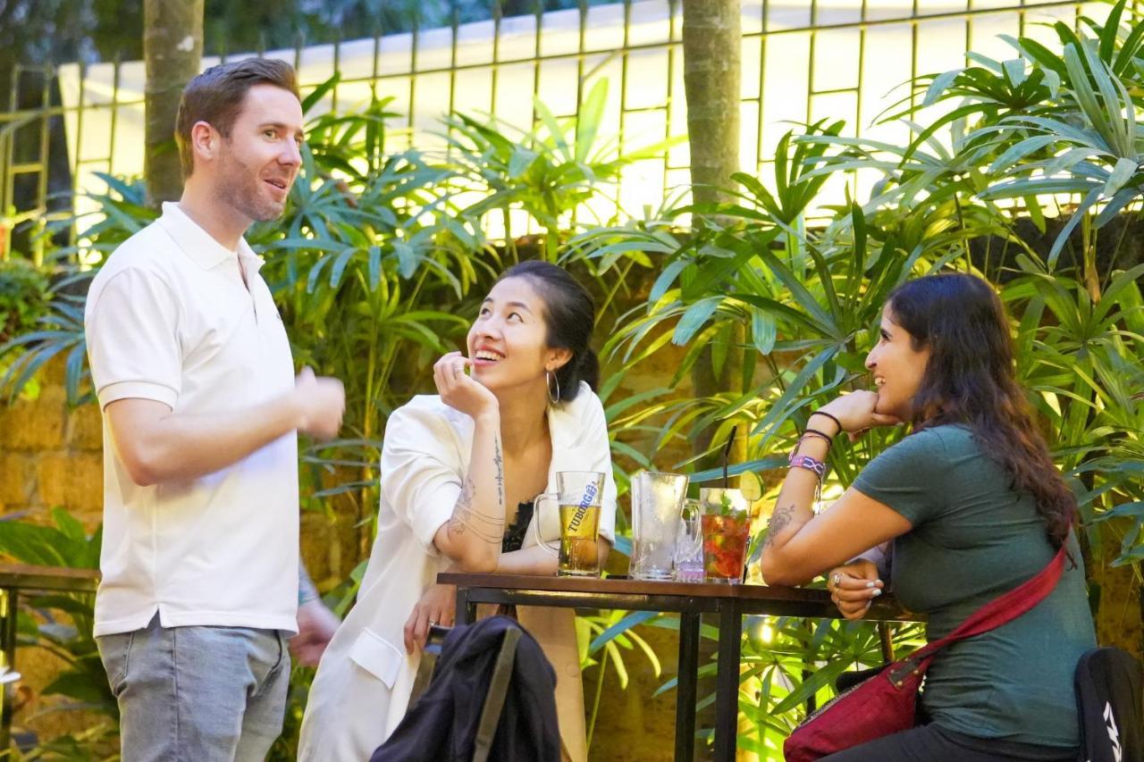 Musketeers Guest House Hanoi Bagian luar foto