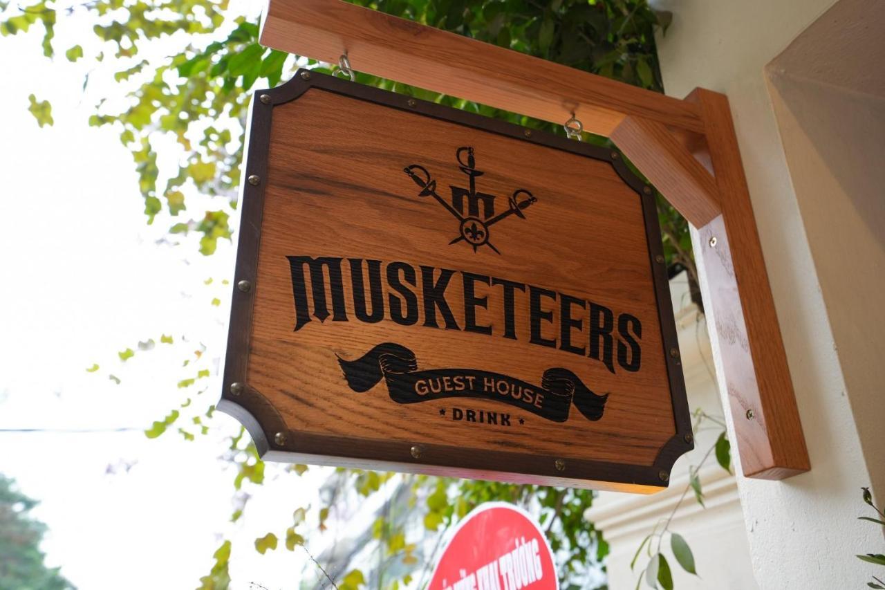 Musketeers Guest House Hanoi Bagian luar foto