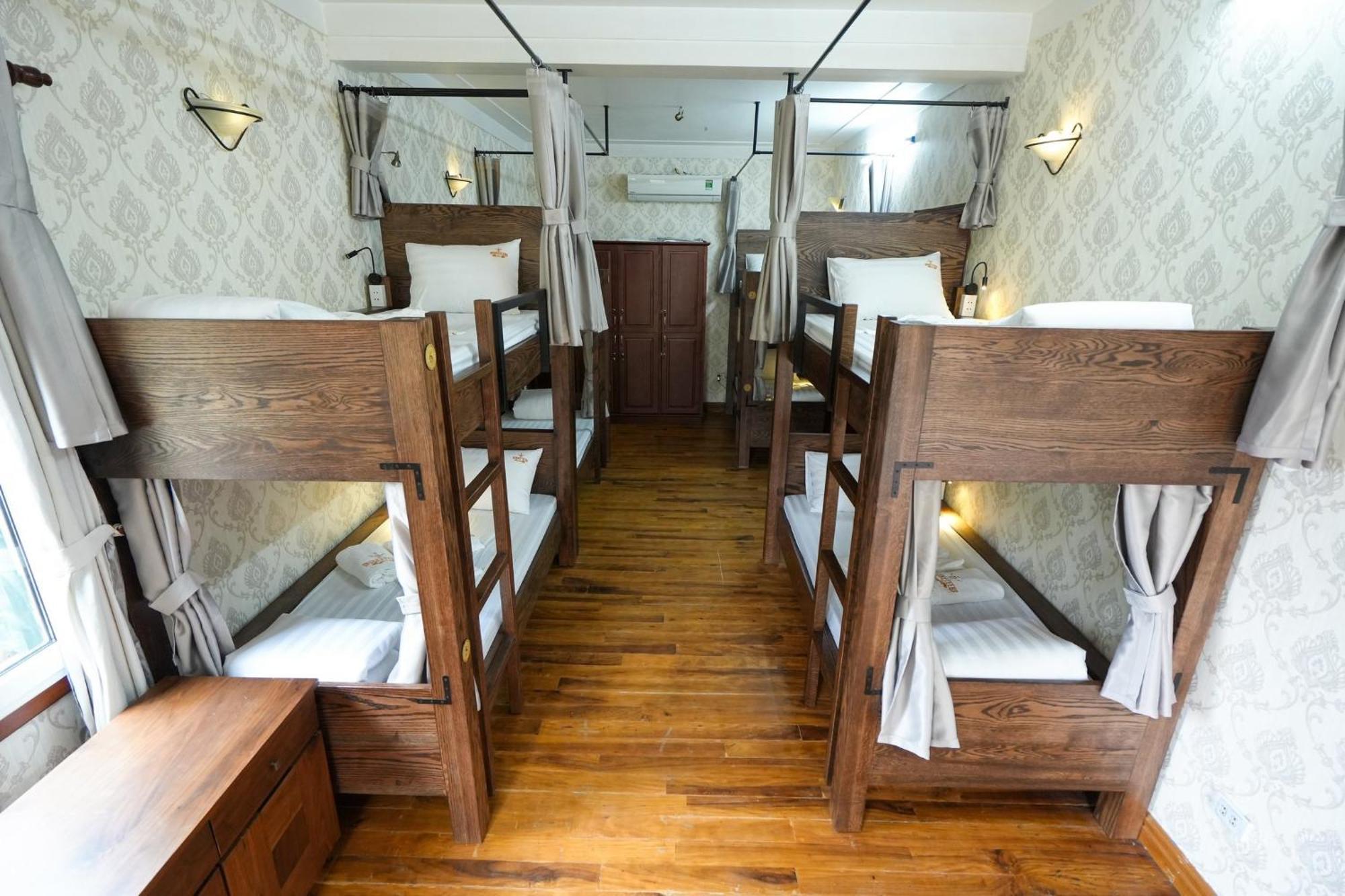 Musketeers Guest House Hanoi Bagian luar foto